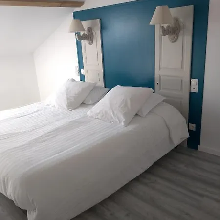 La Maison De Pescate Couette-café 3*