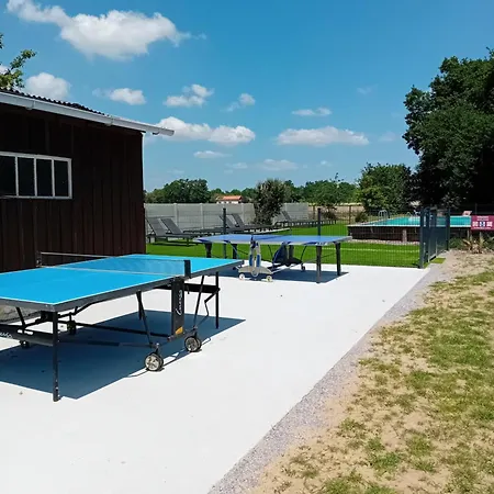 Couette-café La Maison De Pescate 3*