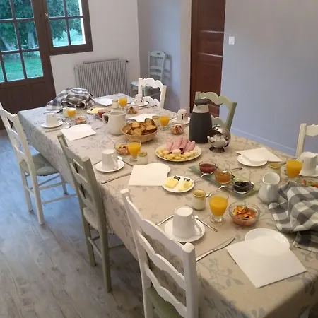 ベッド・アンド・ブレックファスト La Maison De Pescate