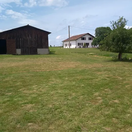 ベッド・アンド・ブレックファスト La Maison De Pescate Souprosse