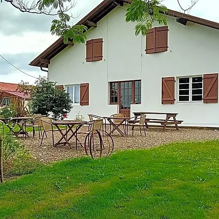 Frühstückspension La Maison De Pescate 3*