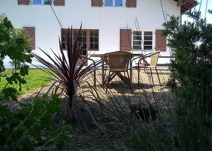 Bed & Breakfast La Maison De Pescate