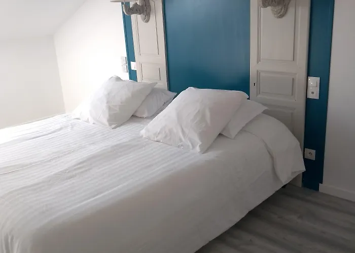 Bed & Breakfast La Maison De Pescate 3*